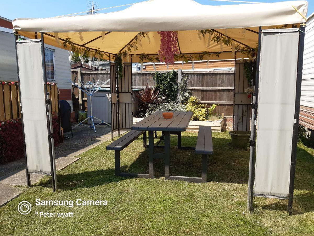 Gina'S Static Caravan,118 Sandsgate 햄스비 외부 사진